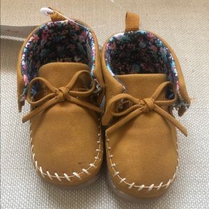 Carter’s size 3 moccasins. NWT
